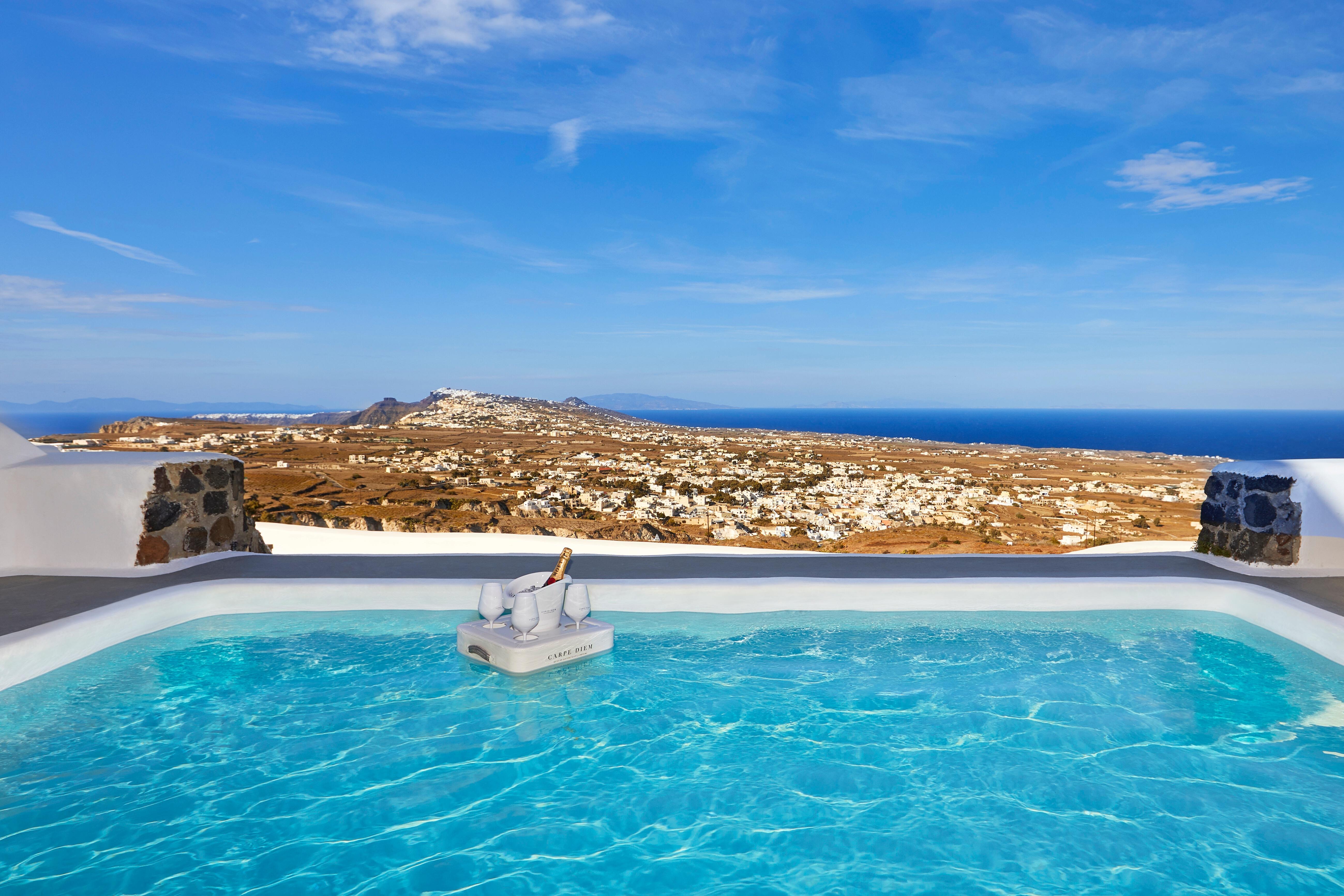 Carpe Diem Santorini Pyrgos Kallistis
