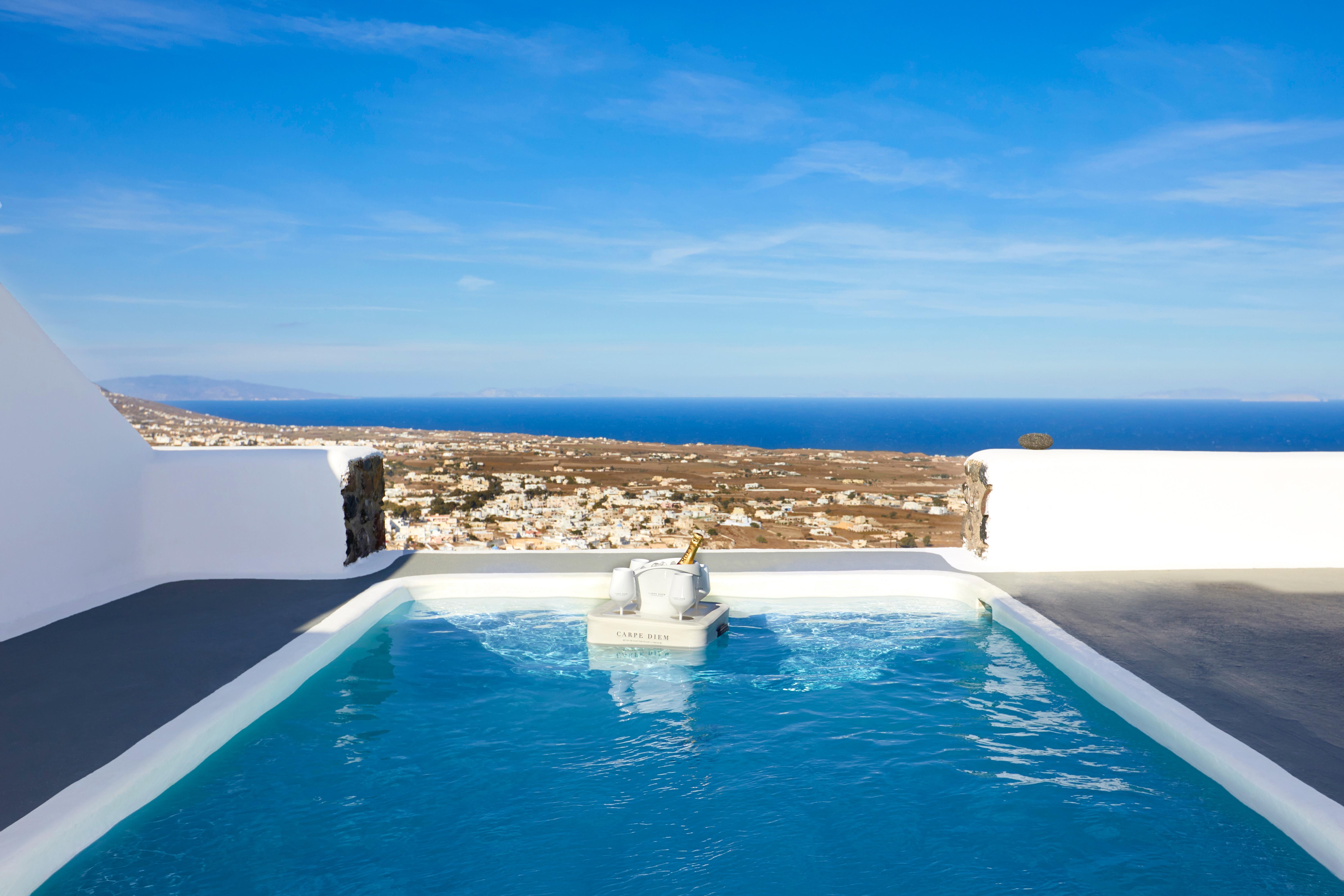 Carpe Diem Santorini Pyrgos Kallistis