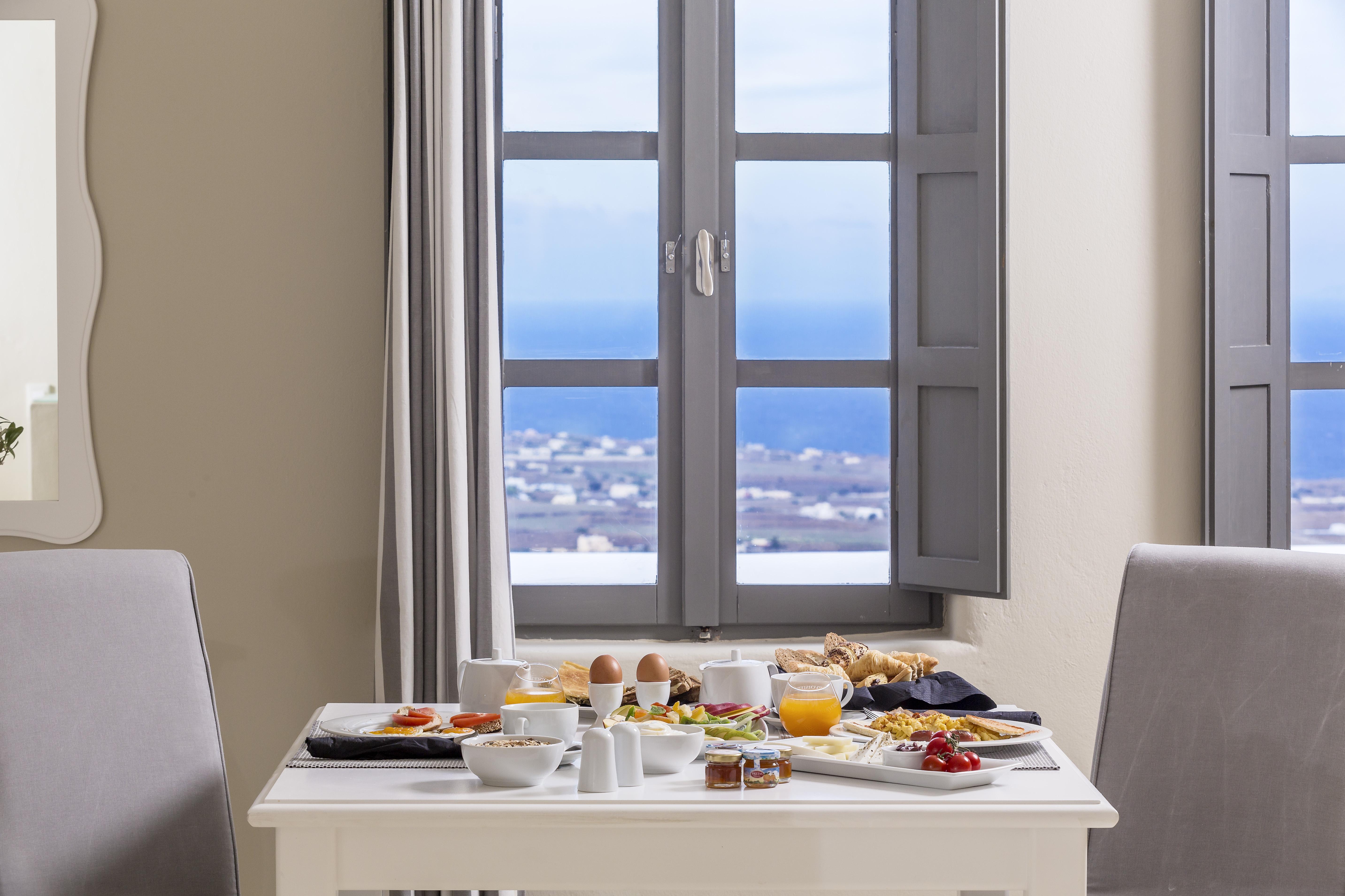 Carpe Diem Santorini 5* Pyrgos Kallistis